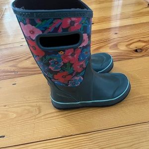 Bogs rain boots size 13